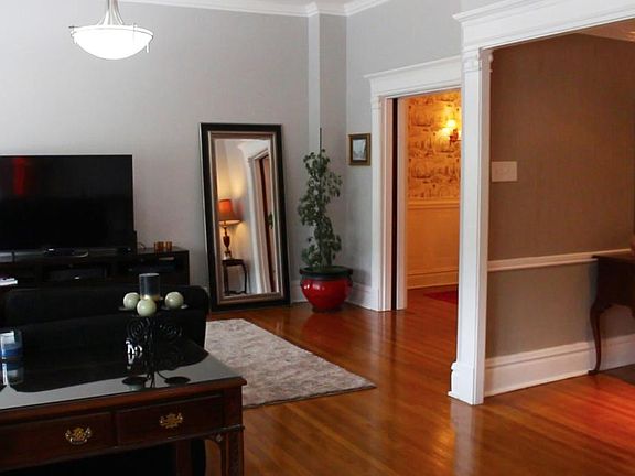 Living Room/Front Room