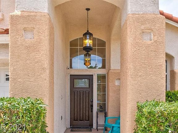 3rd image of 2325 Sunrise Meadows Dr