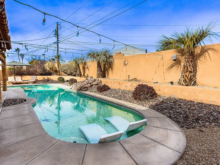 3921 Aloha Ln — Photo 55