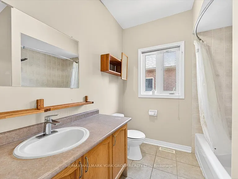 1284 Gina St — Photo 12