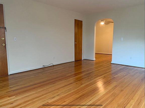2nd image of 1271 Morten St APT 4