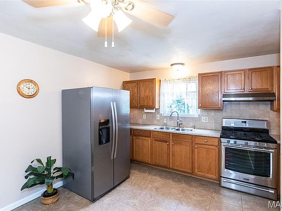 5th image of 1812 Partridge Dr