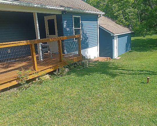 2nd image of 3812 Willow St