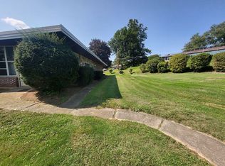6940 Scenic Dr, Bloomsburg, PA 17815