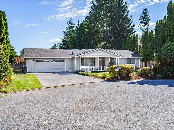 2nd image of 803 Dana Dr