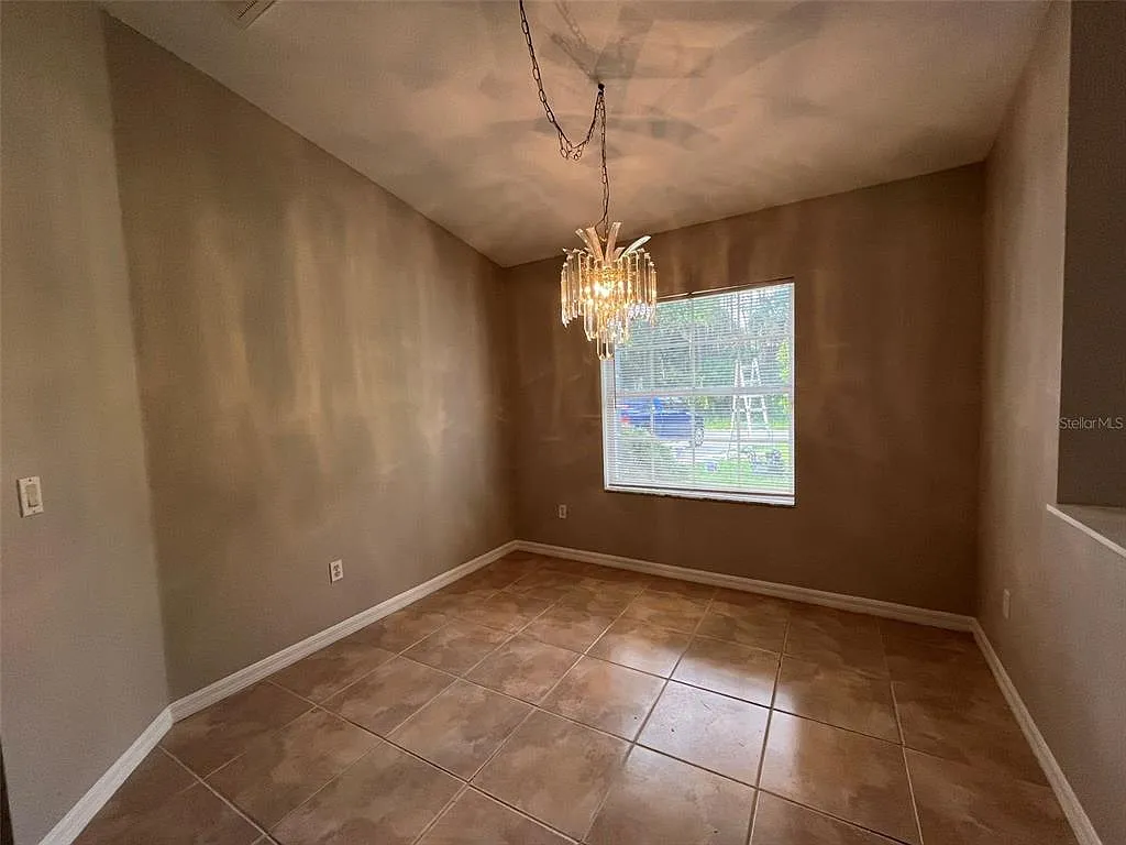 3 bed, 2.0 bath, 1450 sqft, $2,150 — Photo 4