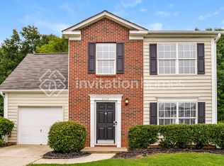 8142 Chatham Oaks Dr, Concord, NC 28027