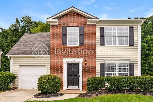 8142 Chatham Oaks Dr Photo 1