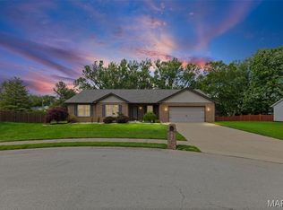 612 Wheatfield Rd, O Fallon, IL 62269