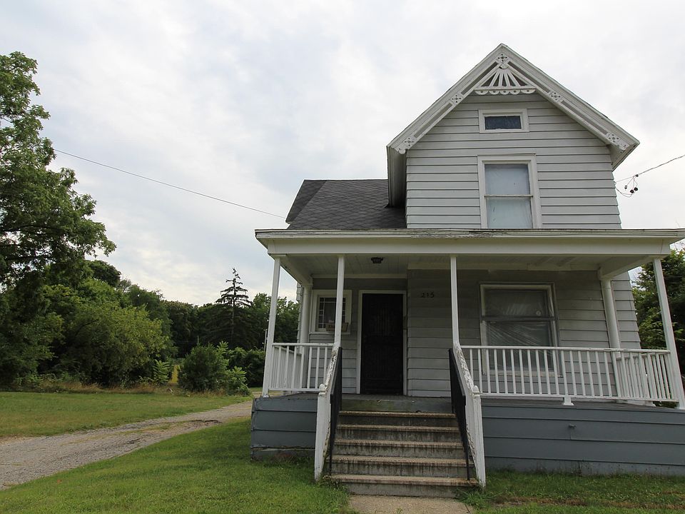 1st image of 215 Upton Ave