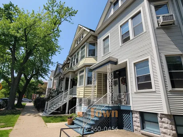 1834 W Melrose St, Chicago, IL