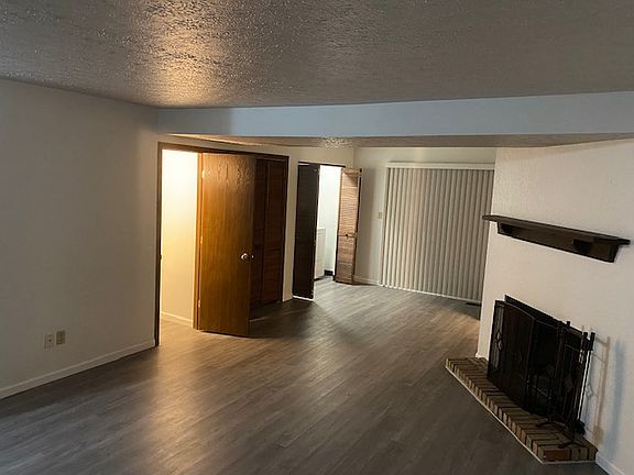5th image of 1044 Sunhaven Dr