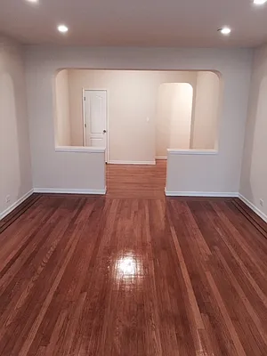 Sold by Metro Garden Realty NYC | media 17