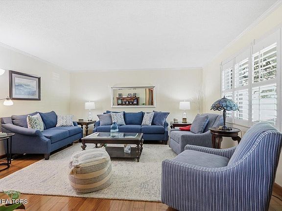 5th image of 816 Kevin Rd