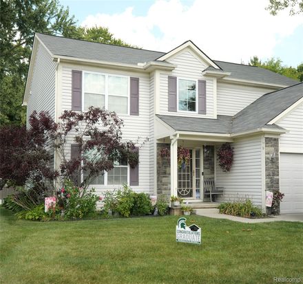14328 Brook Dr, Redford, MI 48239
