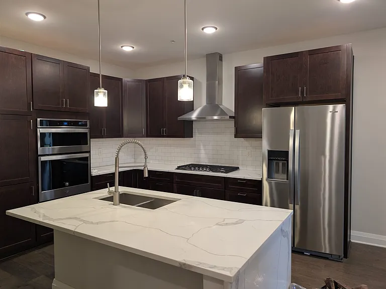 751 N 6th St #102 — Photo 5