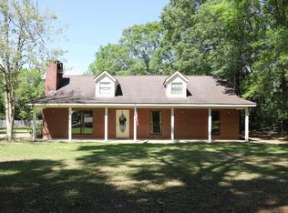 2400 Poticaw Bayou Rd, Vancleave, MS 39565