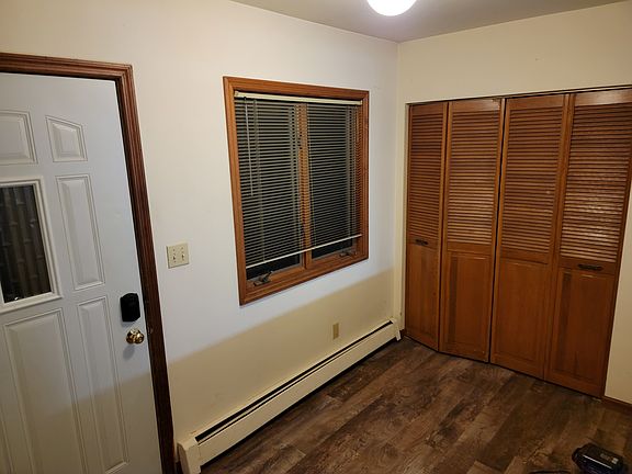 2nd image of 161 Maple St #L