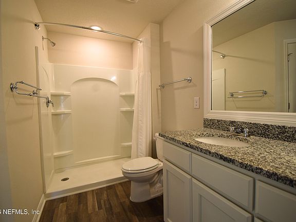 4th image of 195 RIVER RIDGE Place