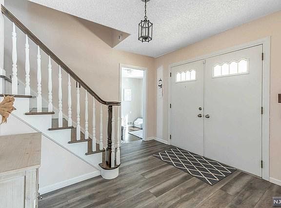 2nd image of 7 Aldrin Dr