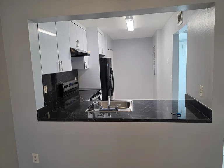 20805 NE 8th Ct #103 — Photo 28