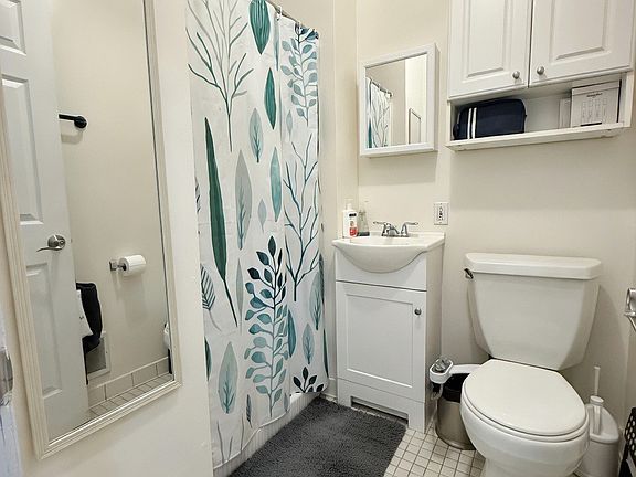 2nd image of 524 W 50th St APT 2B