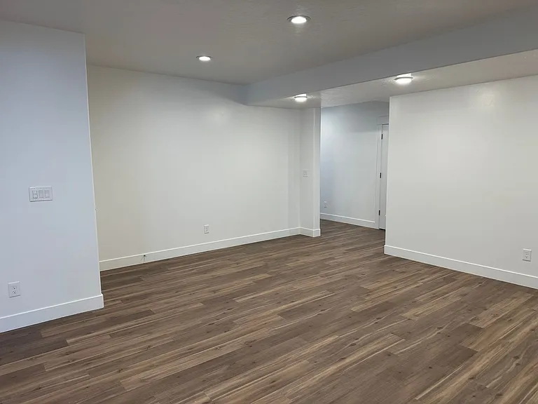 286 W Saddlebrook Dr — Photo 3
