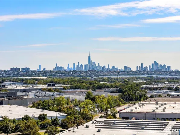 1705 Harmon Cv, Secaucus, NJ 07094