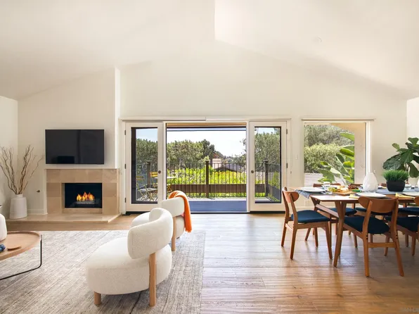 2452 Azure Coast Dr, La Jolla, CA 92037