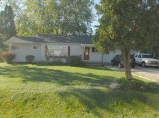 1891 Gilsam Ave, Rochester Hills, MI 48309