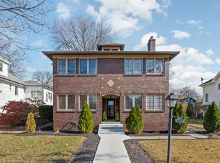 687 Woodruff Place West Dr APT 2, Indianapolis, IN 46201