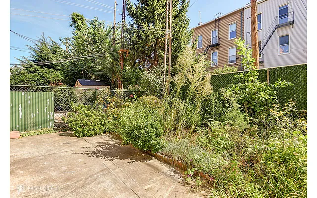 Rented by Douglas Elliman | media 9