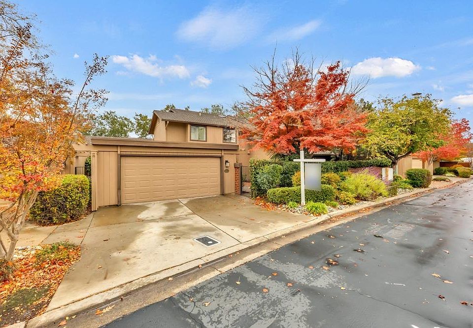 1st image of 8863 Bluff Ln
