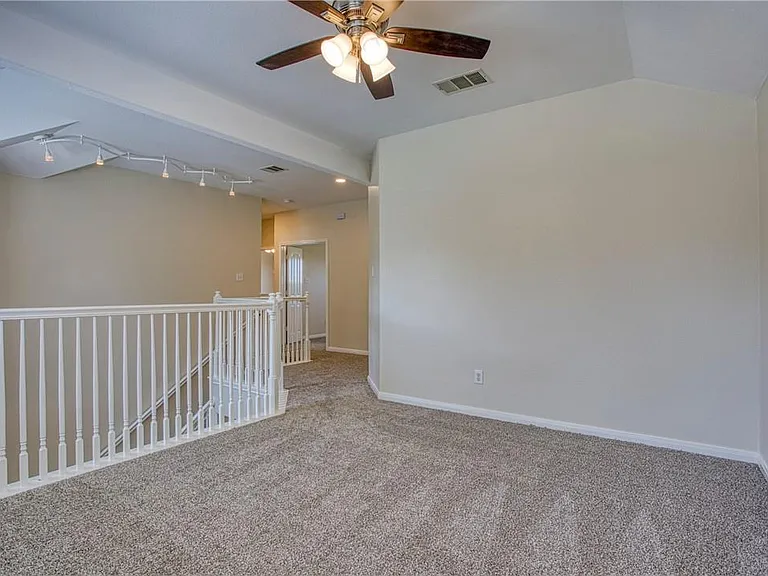 1107 Middle Brook Dr — Photo 20