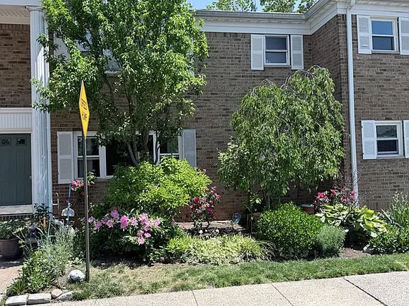 44 Judson St APT 10A, Edison, NJ 08837