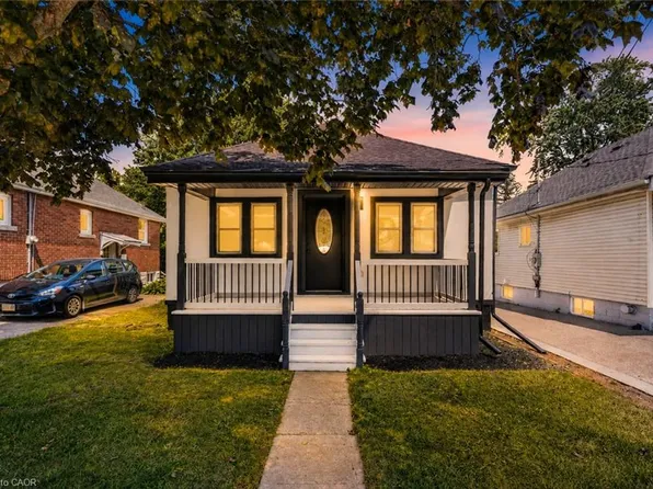 43 Brucedale Ave E, Hamilton, ON L9A 1N1