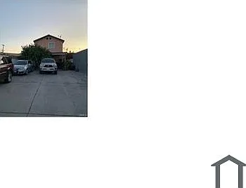 11926 S Central Ave — Photo 7