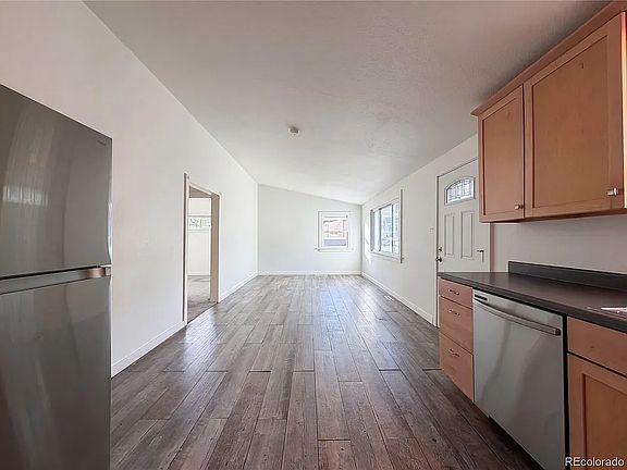 5th image of 439 Sunnyside Ln
