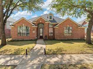 1818 Smoke Tree Trl, Garland, TX 75040