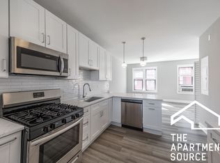 3925 N Janssen Ave #N1, Chicago, IL 60613