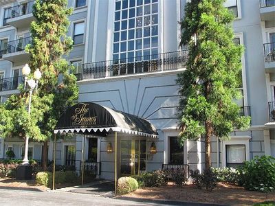 3203 Lenox Rd NE APT 13, Atlanta, GA, 30324