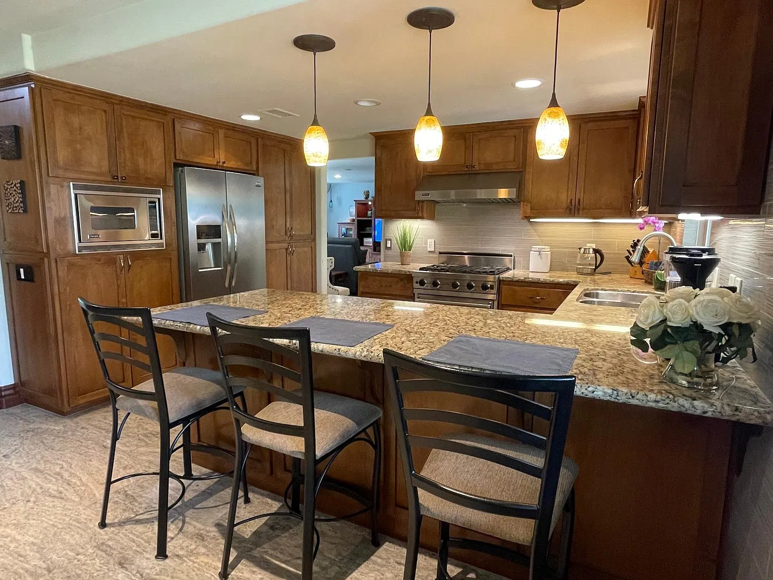 3 bed, 2.5 bath, 2170 sqft, $4,500 — Photo 4