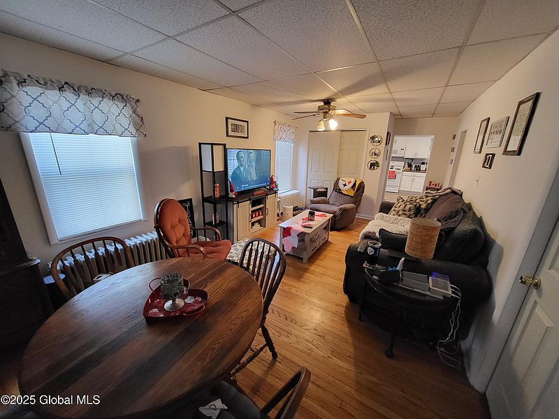 3rd image of 2130 4th Avenue