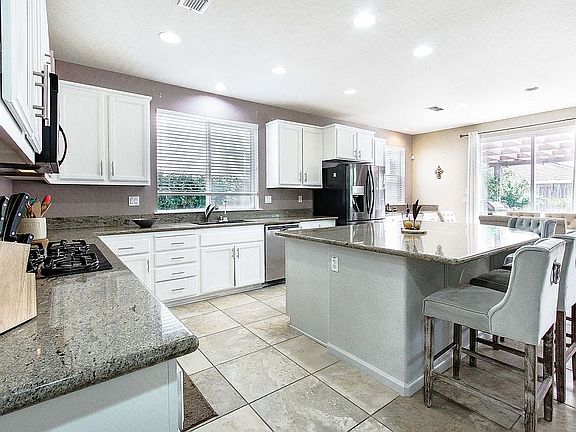 5th image of 9440 Triathlon Ln
