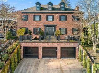 635 NW Albemarle Ter, Portland, OR