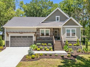 199 Lakeview Trl, McMinnville, TN 37110