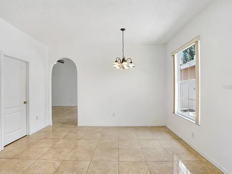 930 Grand Canyon Dr — Photo 7