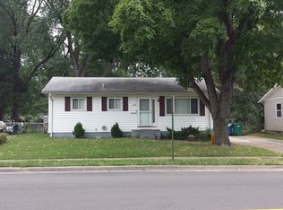 935 Mullanphy Rd, Florissant, MO 63031