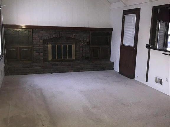 4th image of 8500 Sterling Ave