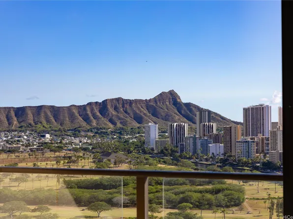 581 Kamoku St APT 2906, Honolulu, HI 96826